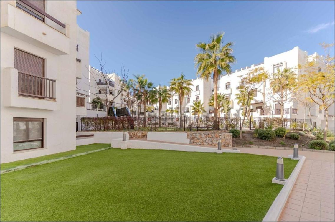 Apartamento En Salobrena Cerca Del Mar - Con Piscina, Gimnasio Y Garaje מראה חיצוני תמונה